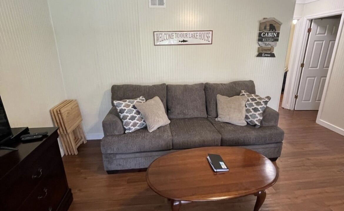 Photo of Livingroom in Scottsboro