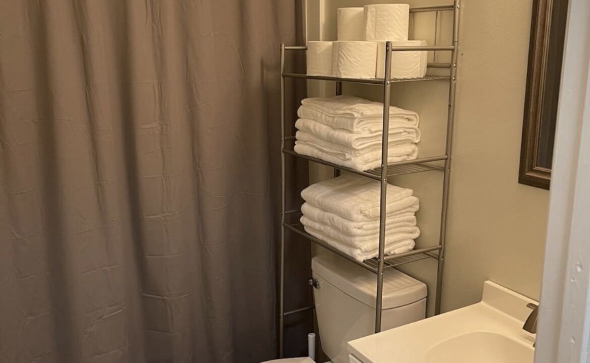 Photo of Bathroom in Scottsboro