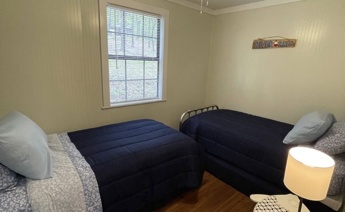 Photo of Bedroom in Scottsboro