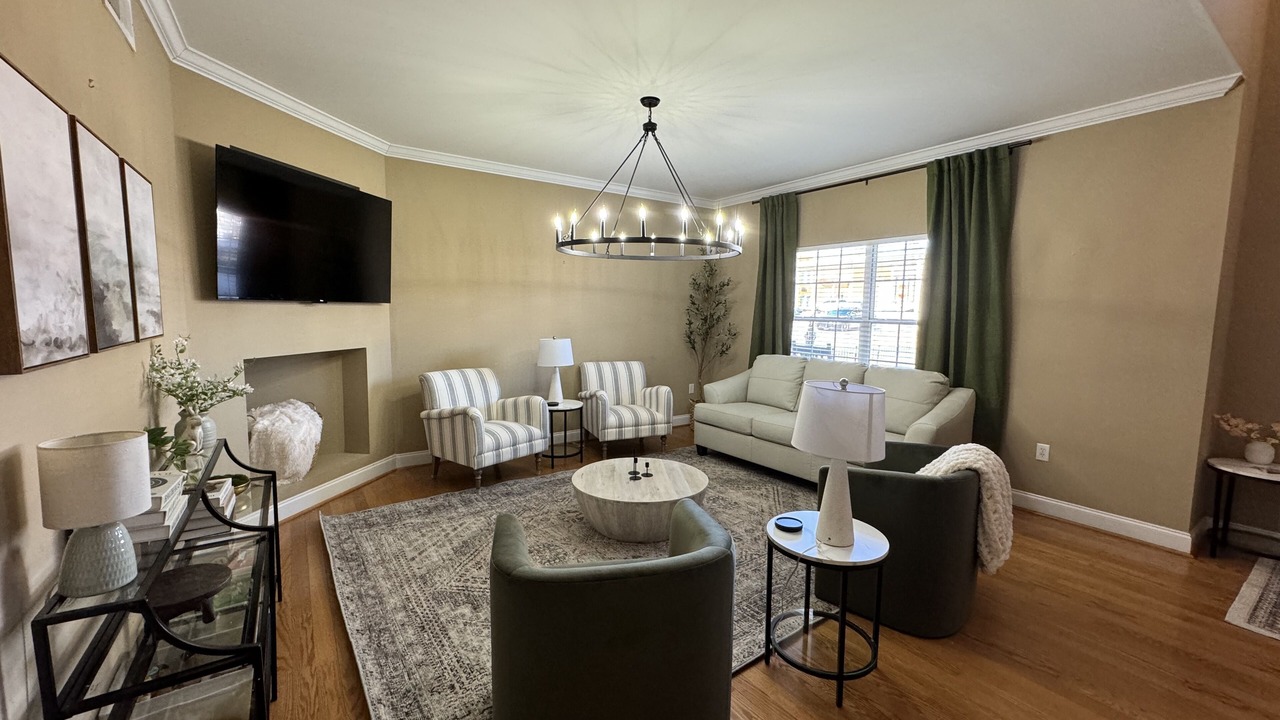 Photo of Livingroom in Montevallo