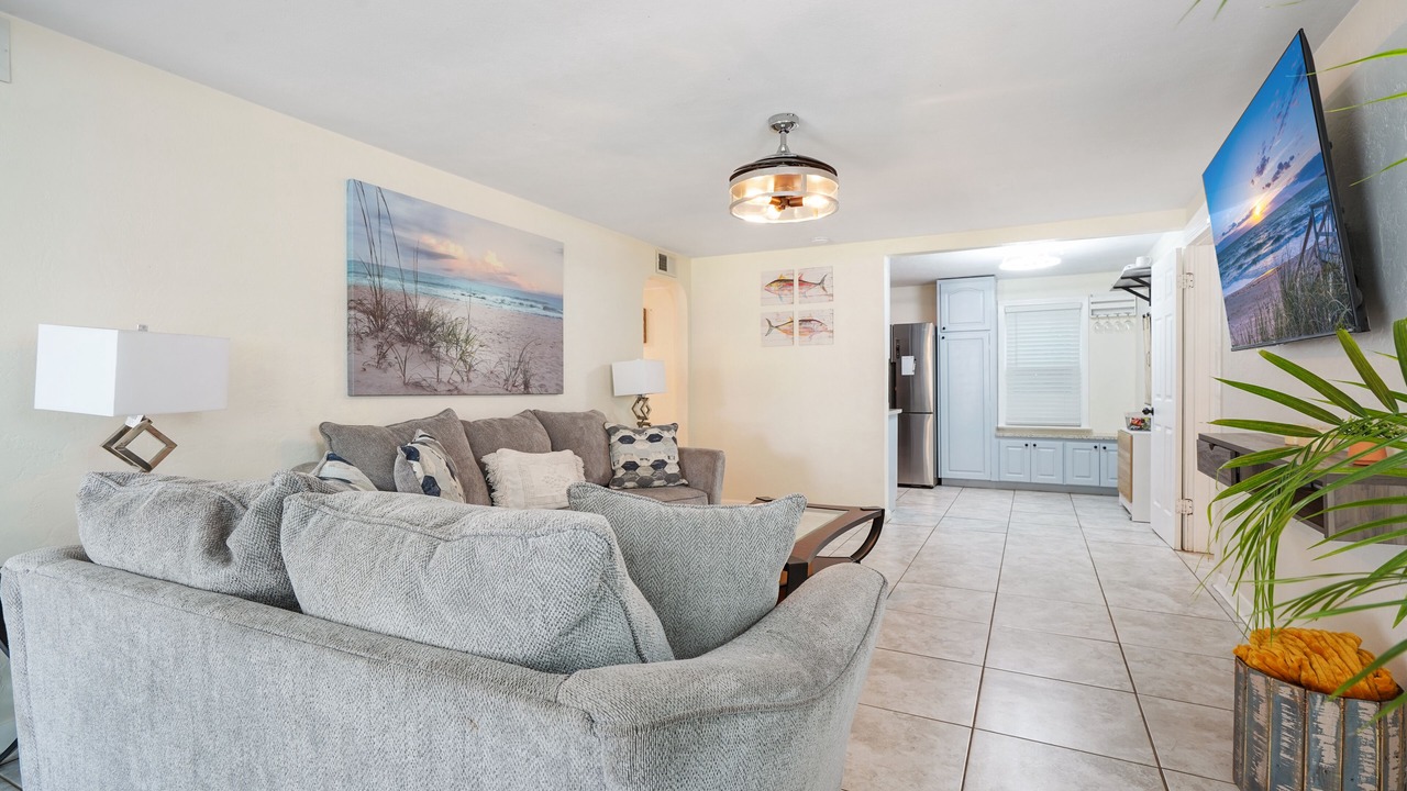 Photo of Livingroom in Seabreeze Historic District