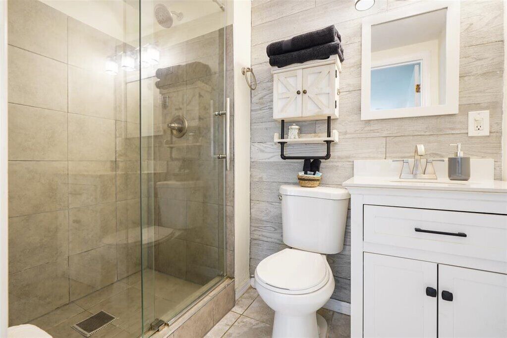 Photo of Bathroom in Seabreeze Historic District