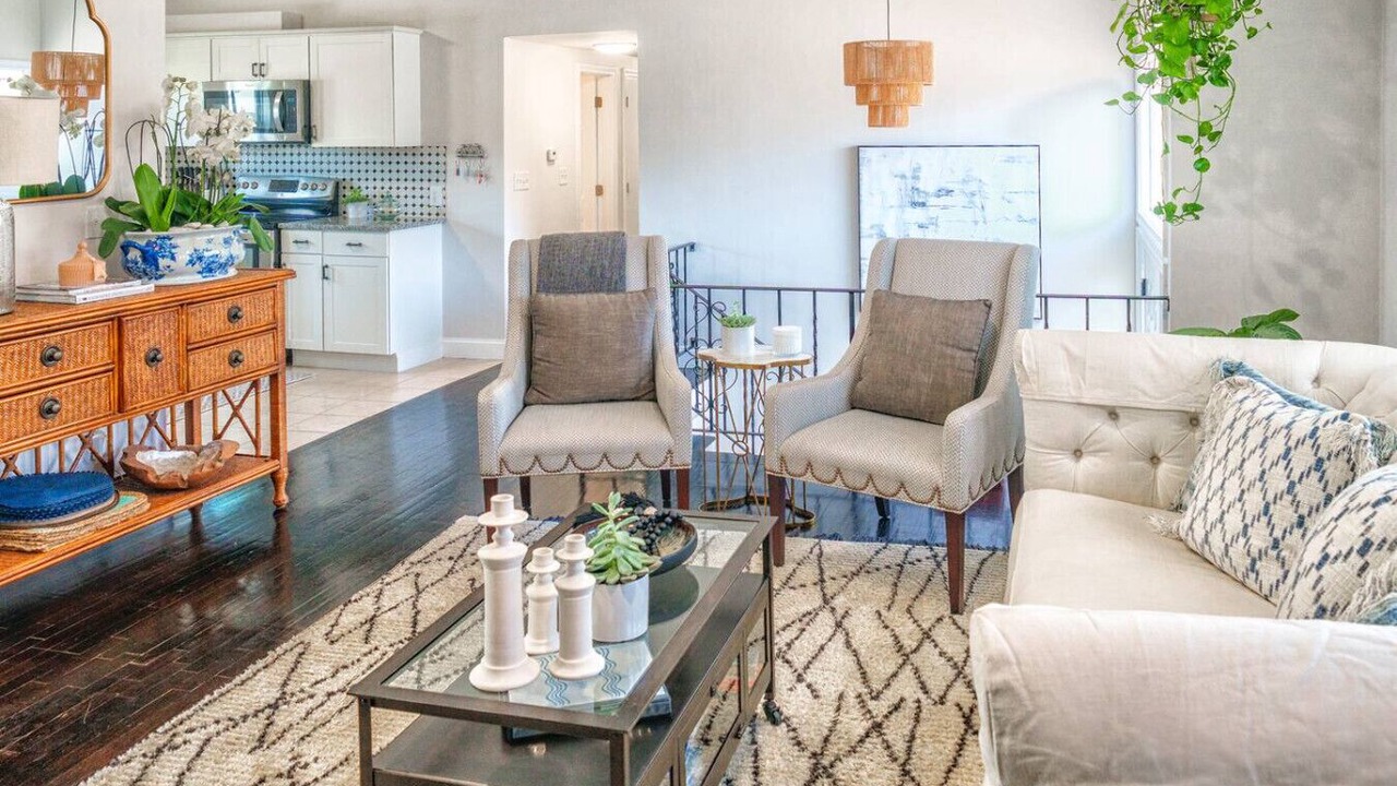 Photo of Livingroom in Hyannis