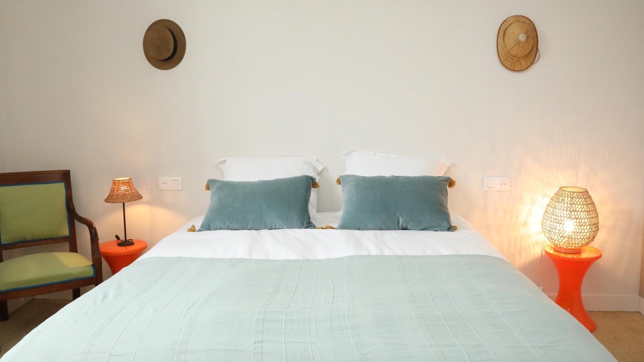 Photo of Bedroom in Courteuil