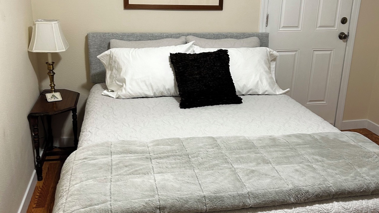 Photo of Bedroom in Anacortes