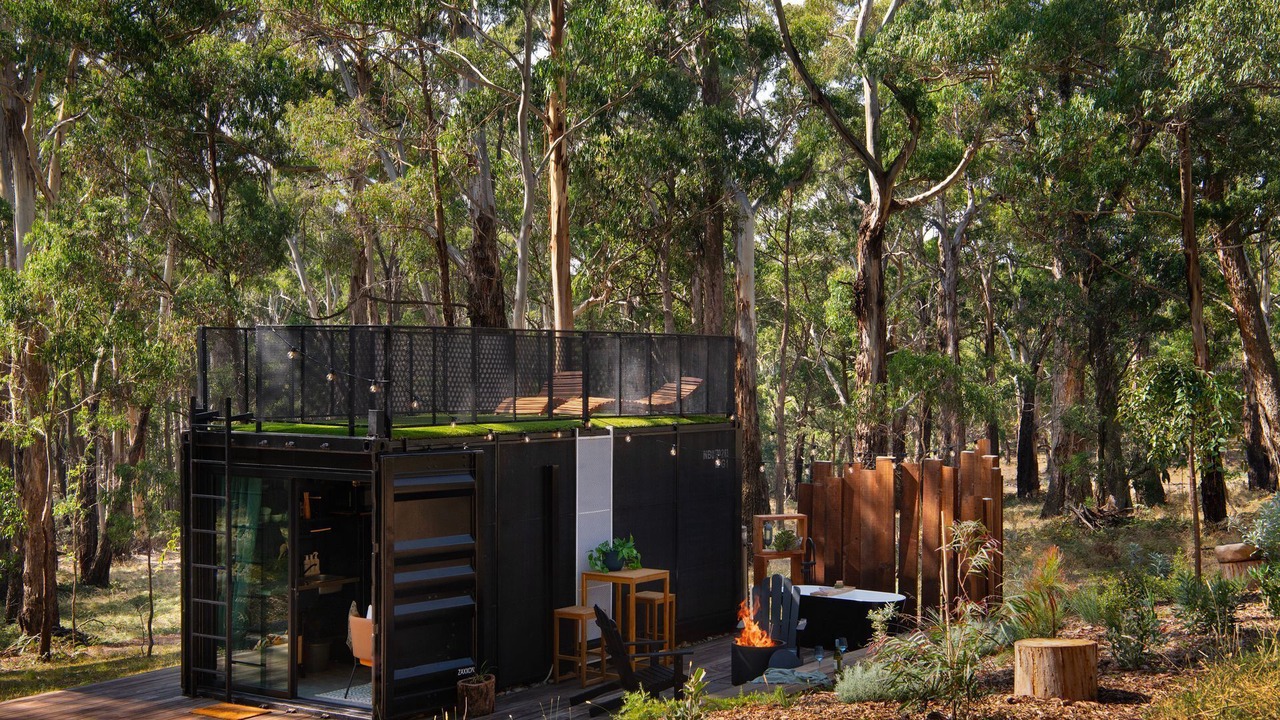 Photo of Outdoor in Musk