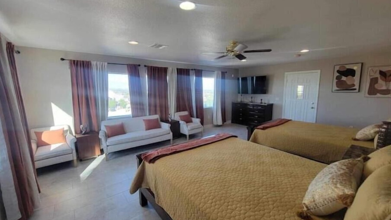 Photo of Bedroom in Sunrise Manor