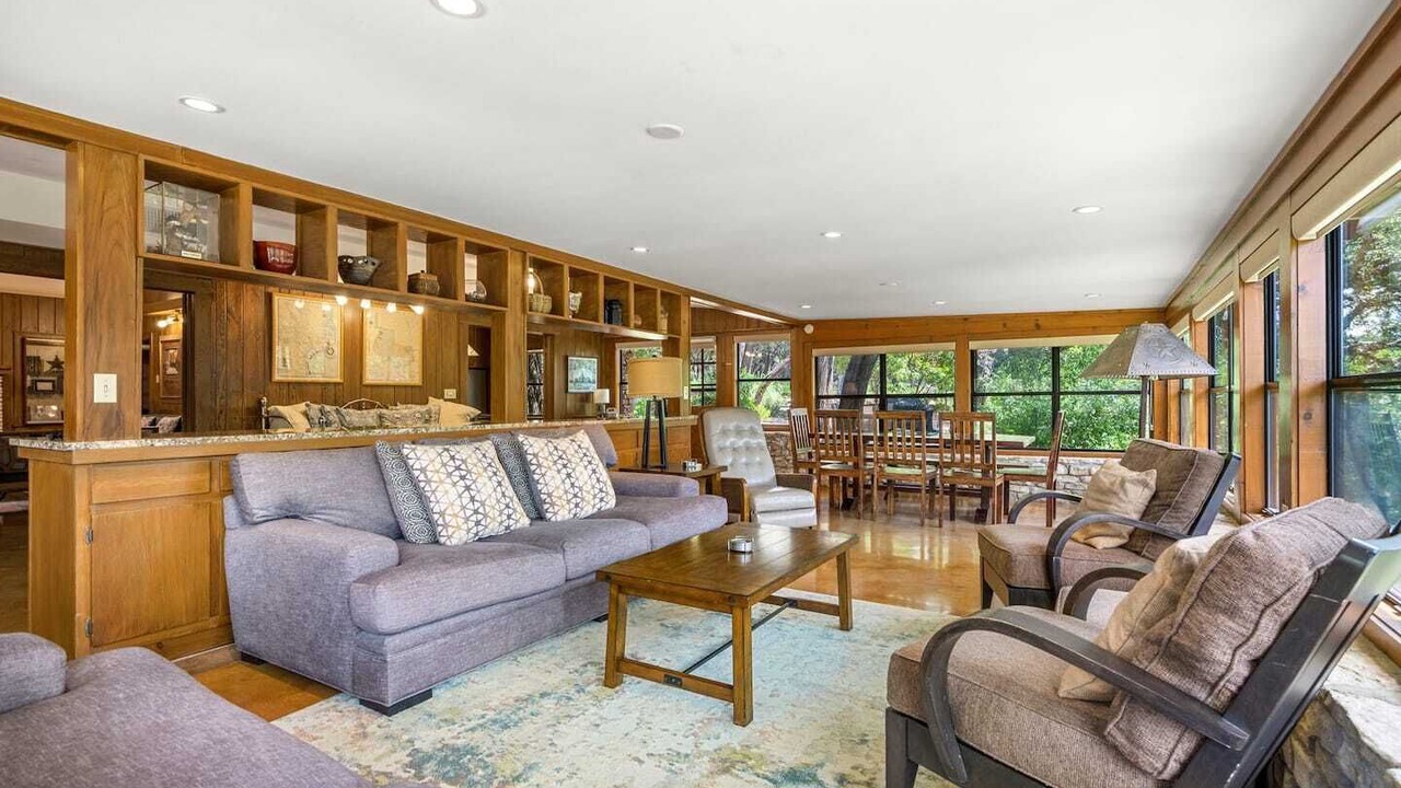 Photo of Bedroom in Wimberley