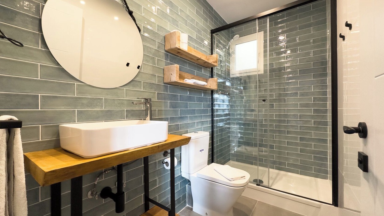Photo of Bathroom in Poblenou