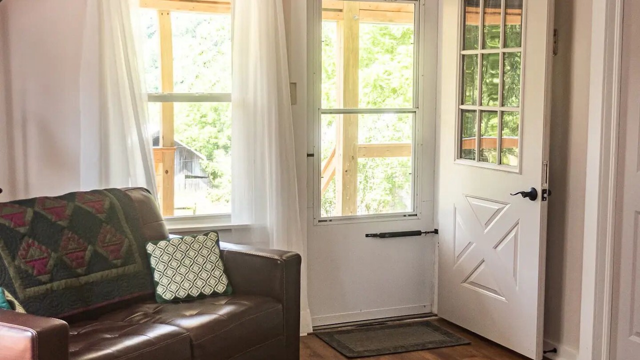 Photo of Livingroom in Abingdon