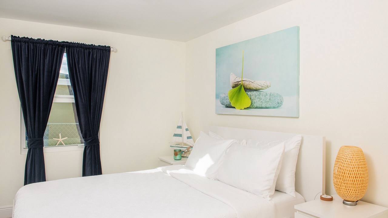 Photo of Bedroom in Lantana