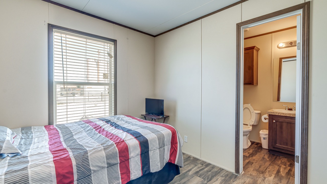 Photo of Bedroom in Girvin