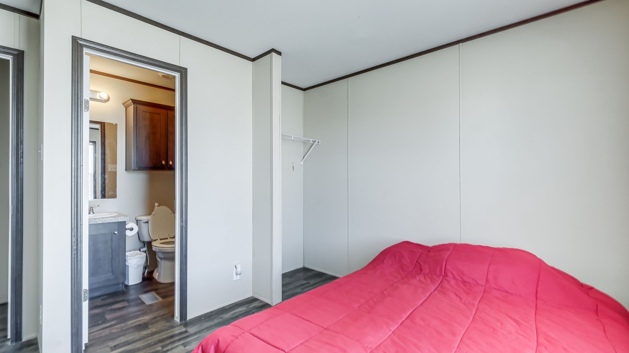 Photo of Bedroom in Girvin