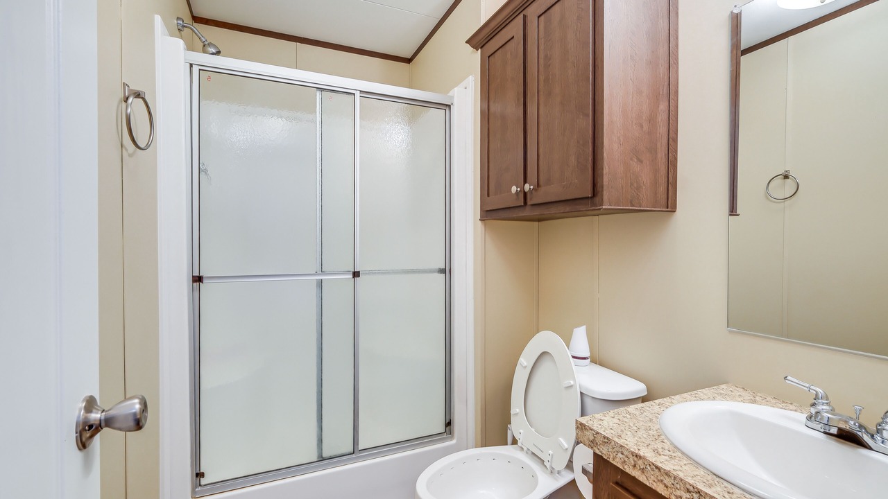 Photo of Bathroom in Girvin