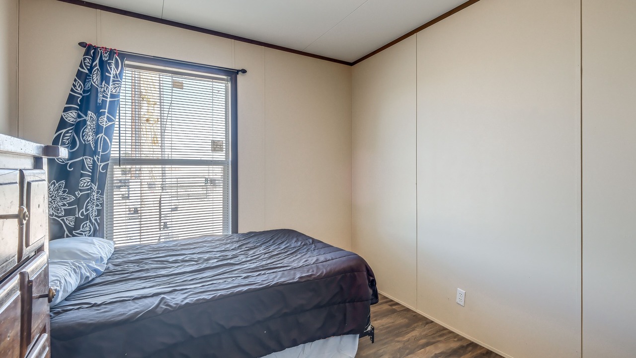 Photo of Bedroom in Girvin