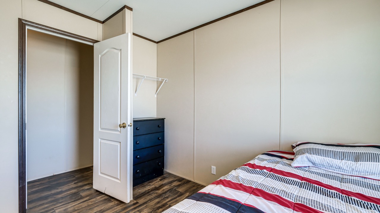 Photo of Bedroom in Girvin