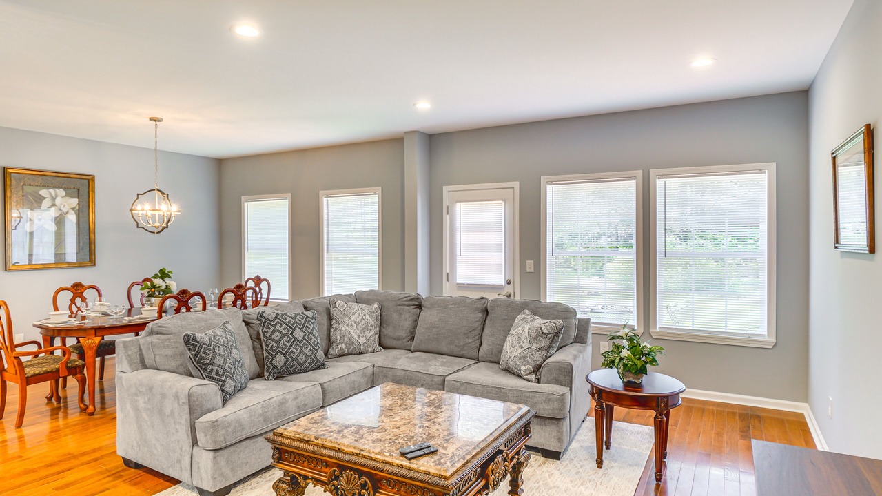 Photo of Livingroom in Lyndon