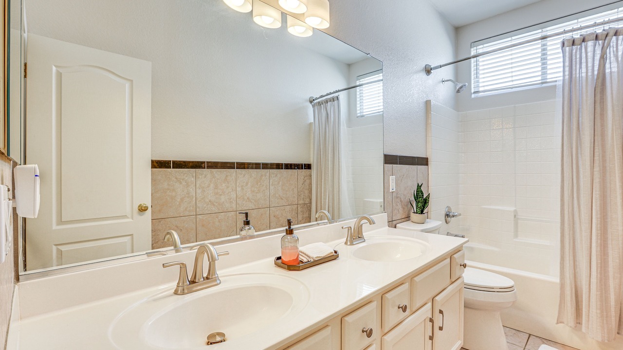 Photo of Bathroom in Coldwater Springs