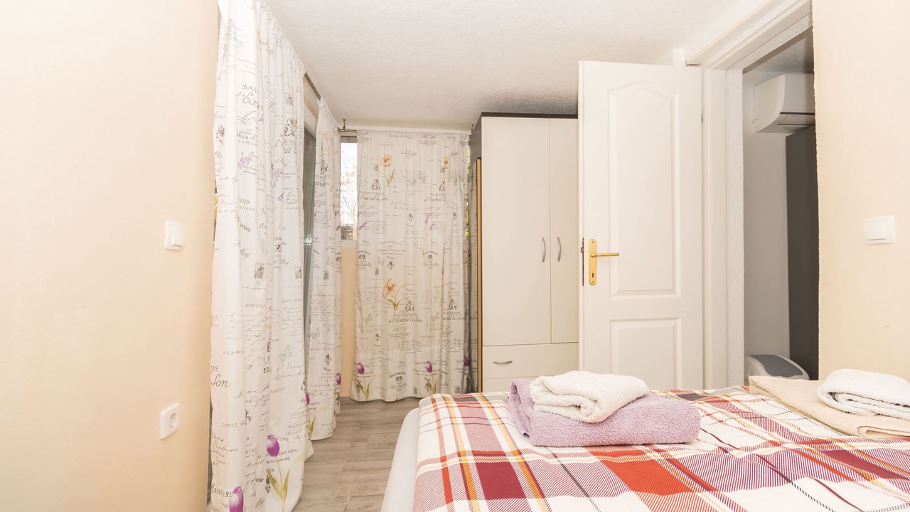 Photo of Bedroom in Donji Karin