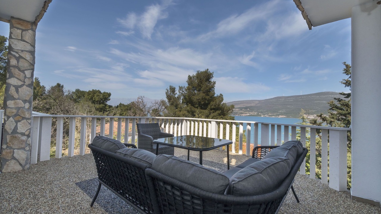 Photo of Patio Balcony in Donji Karin