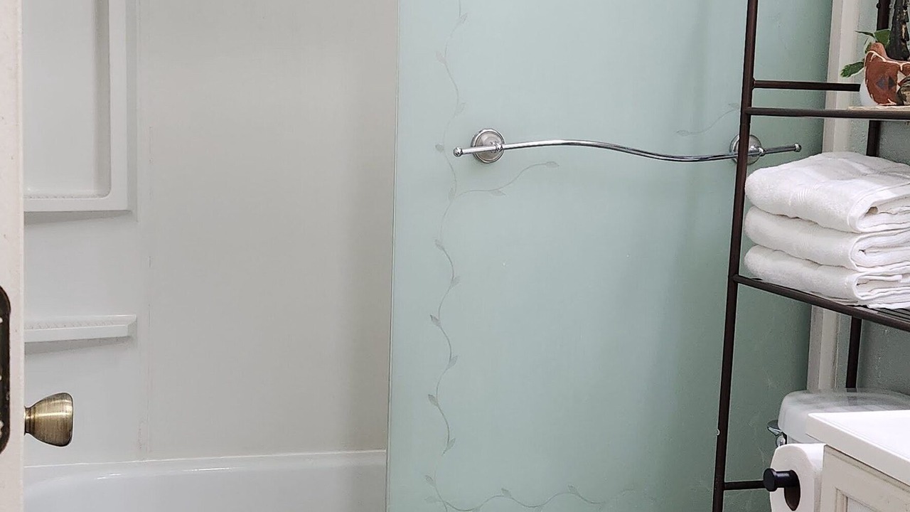 Photo of Bathroom in Blue
