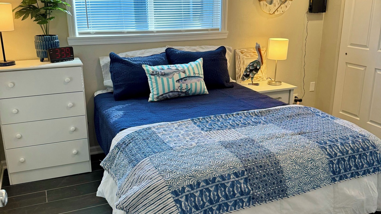 Photo of Bedroom in Sunrise Beach