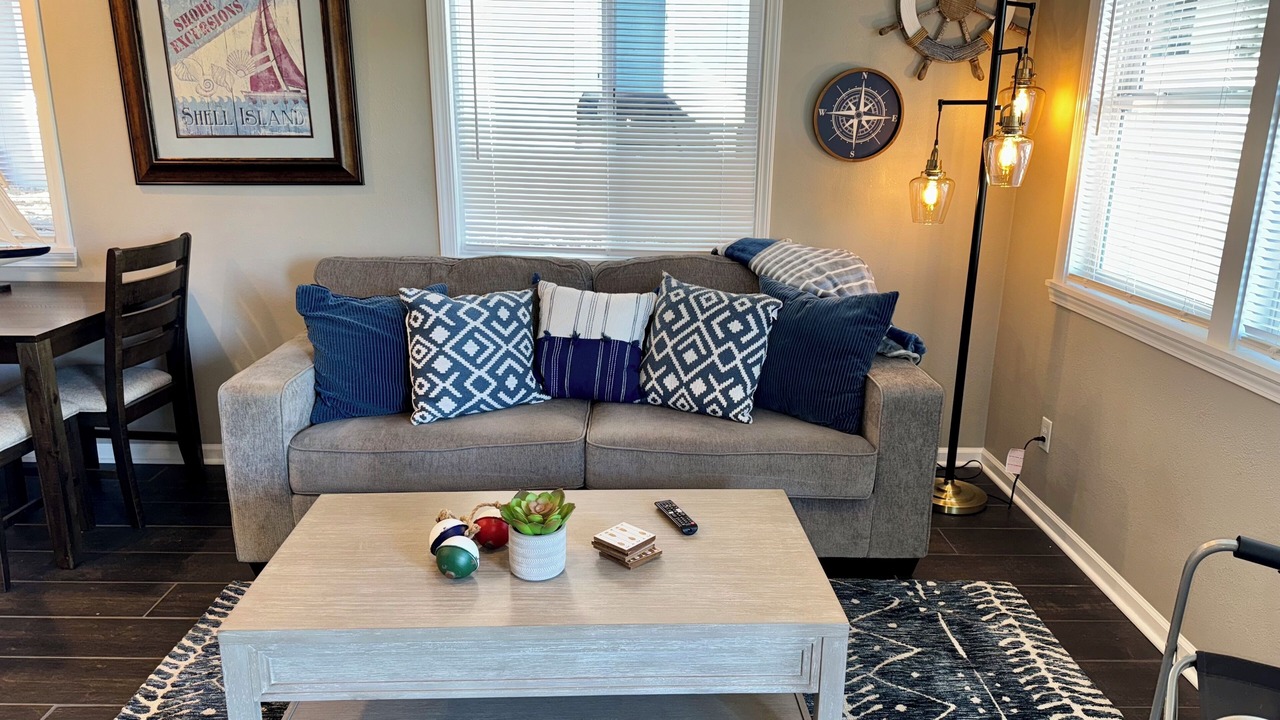 Photo of Livingroom in Sunrise Beach