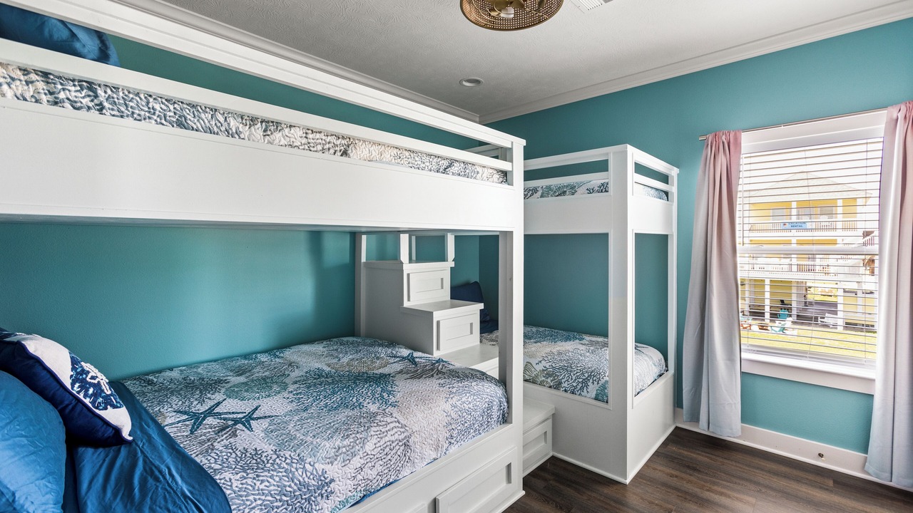Photo of Bedroom in Port Bolivar