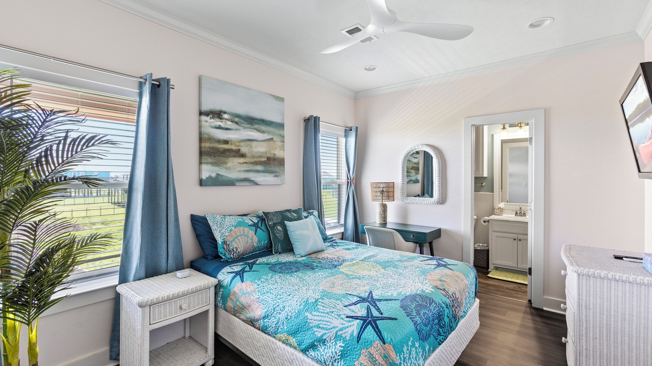 Photo of Bedroom in Port Bolivar