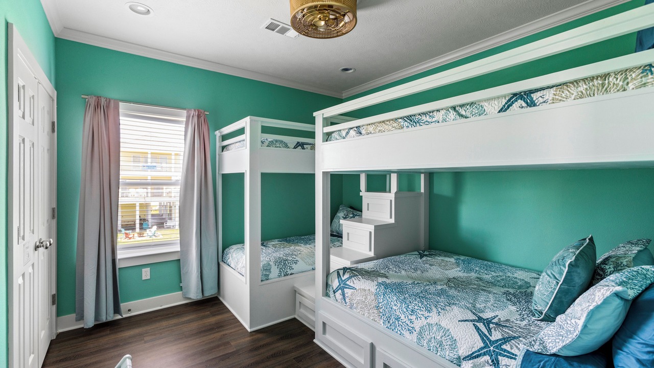 Photo of Bedroom in Port Bolivar