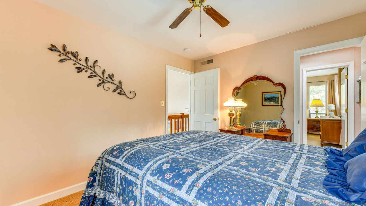 Photo of Bedroom in Troutman