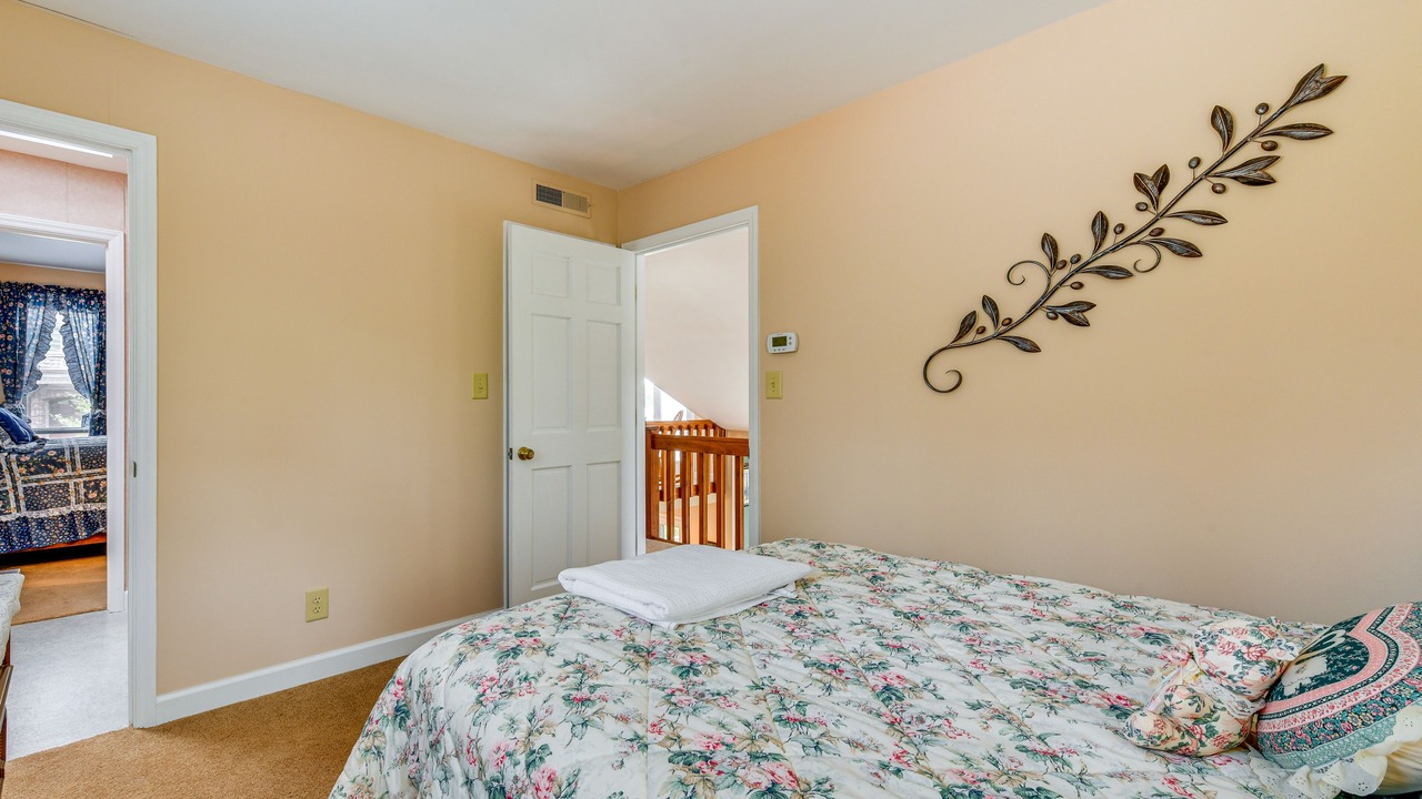 Photo of Bedroom in Troutman