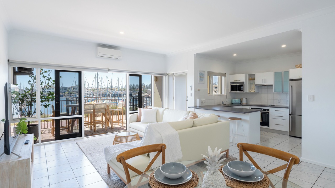 Photo of Livingroom in North Haven