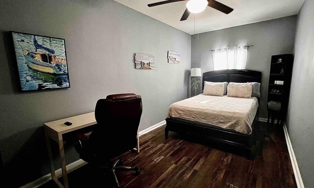 Photo of Bedroom in Del Mar