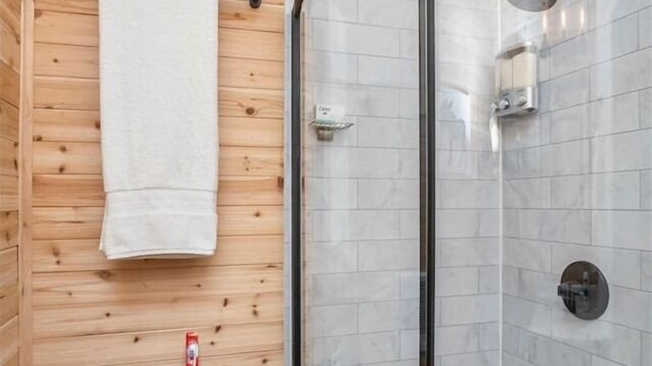Photo of Bathroom in Meadow Lakes