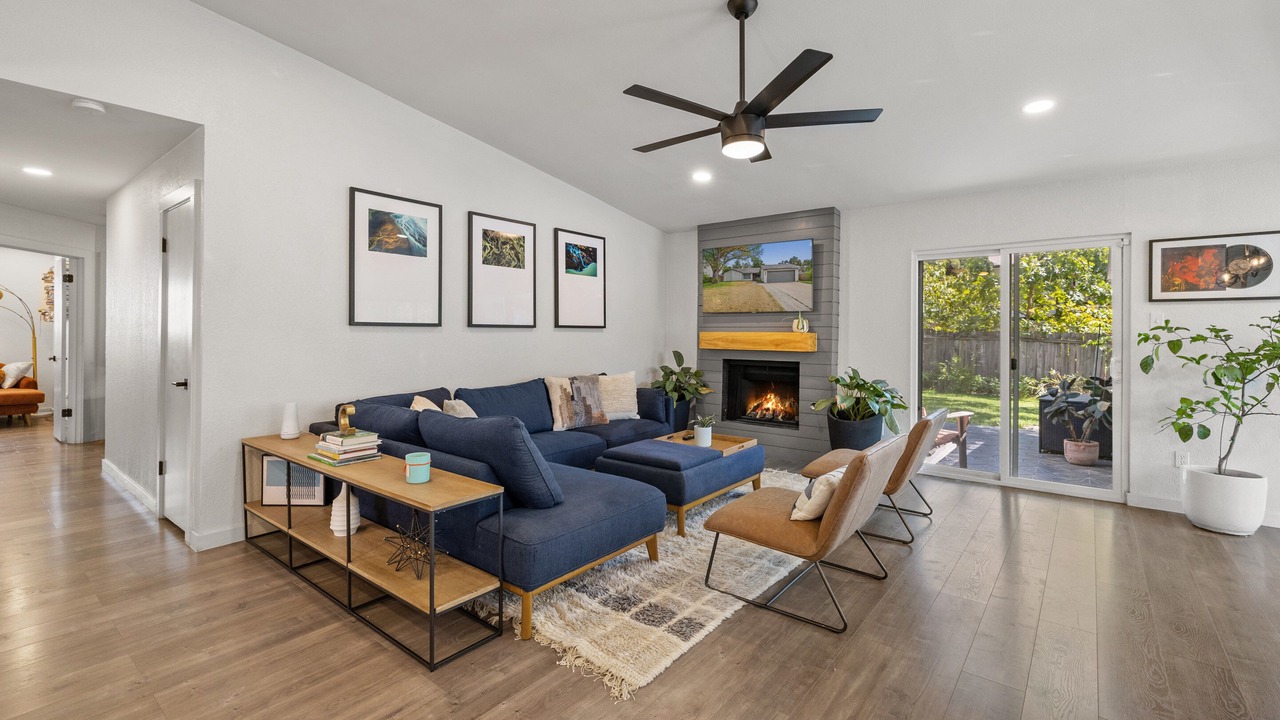 Photo of Livingroom in Austin