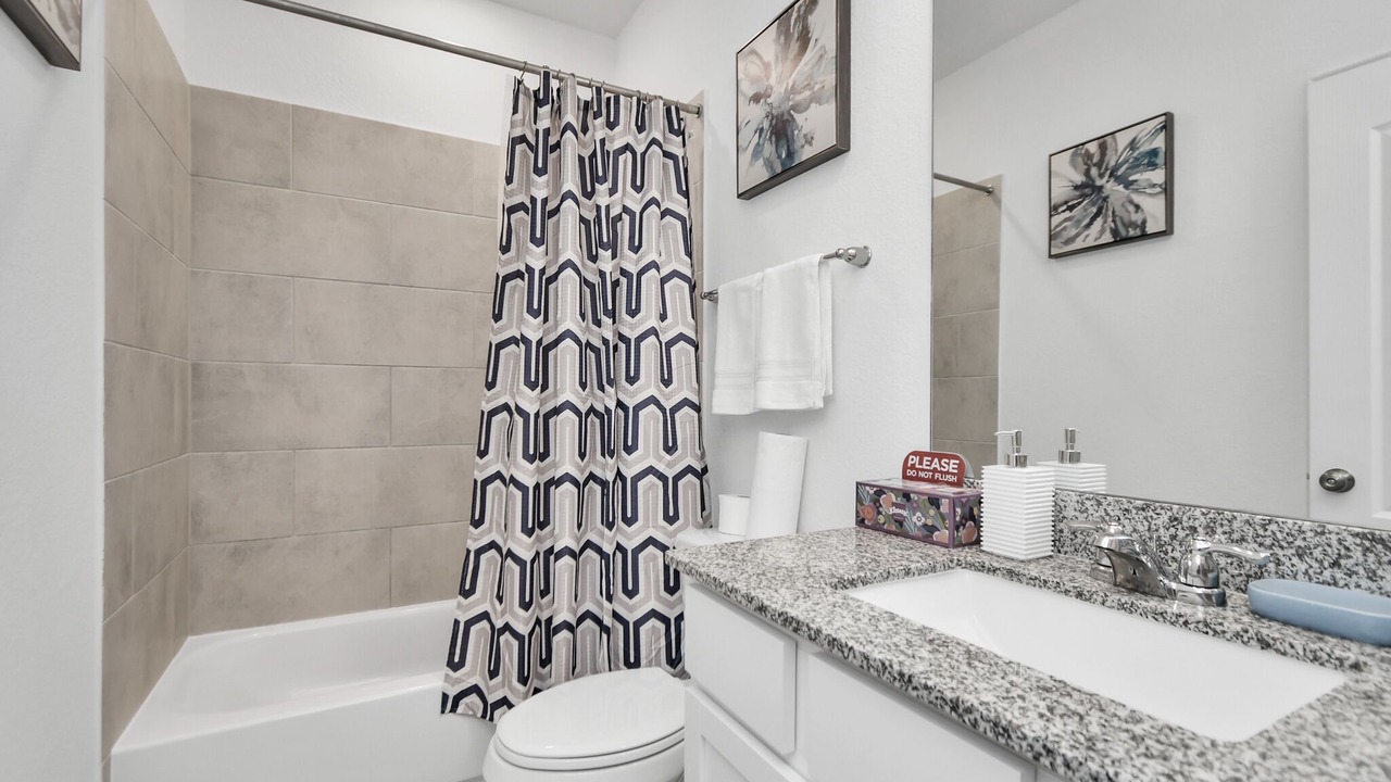 Photo of Bathroom in Clodine