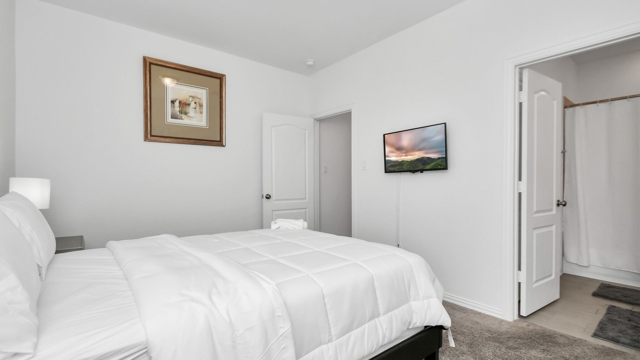 Photo of Bedroom in Clodine
