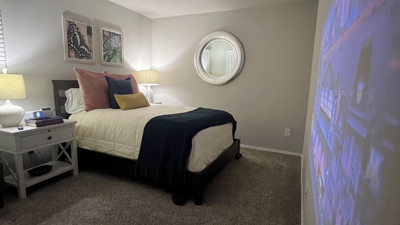 Photo of Bedroom in Baytown