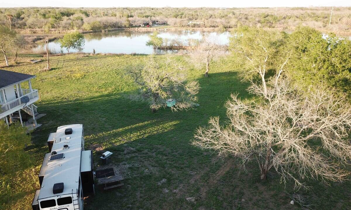 Photo of Outdoor in Mathis