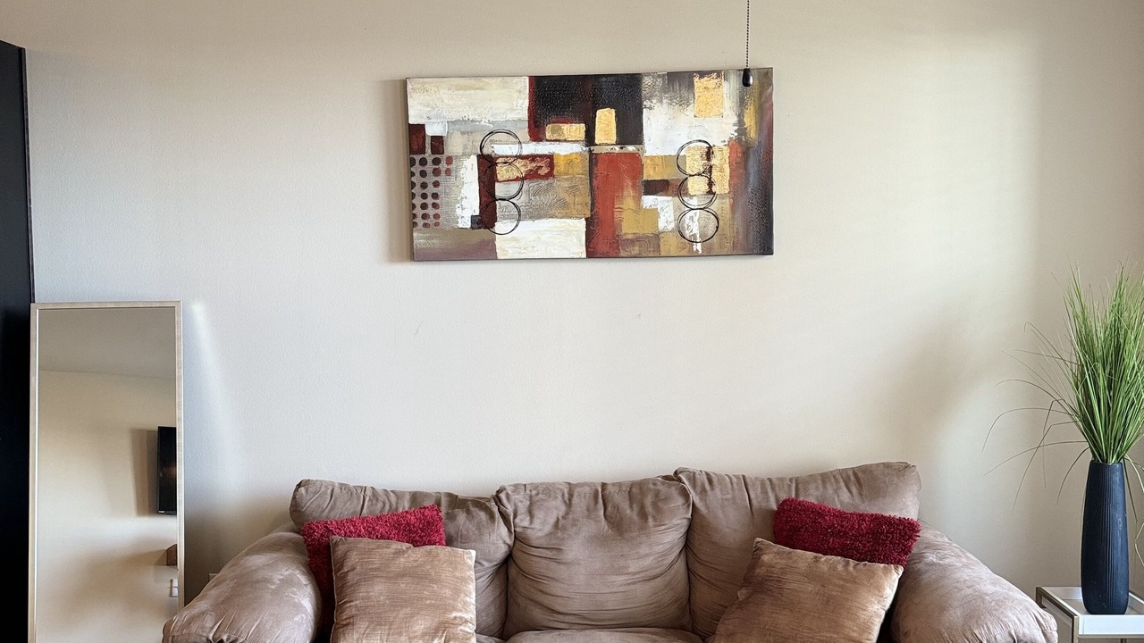 Photo of Livingroom in Addison
