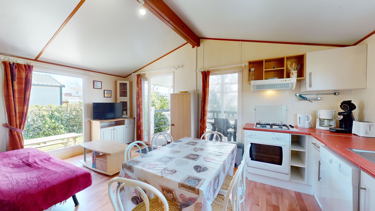 Photo of Kitchen in Brem Sur Mer