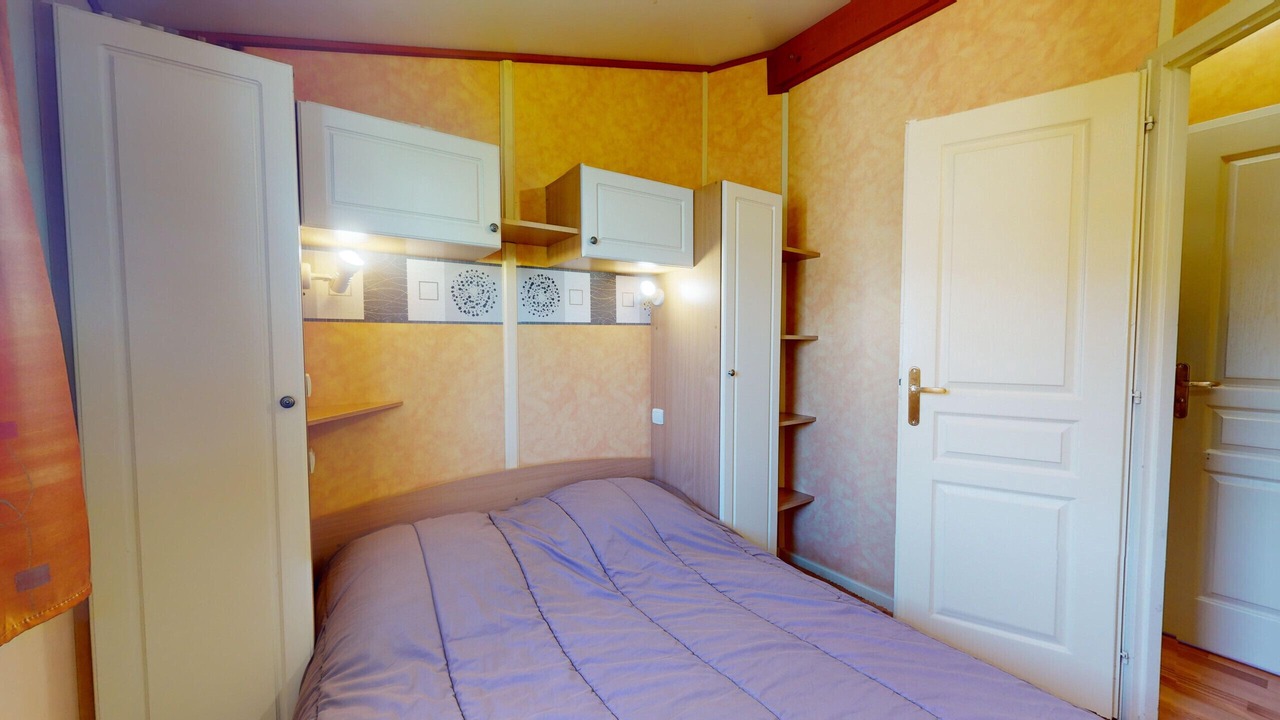 Photo of Bedroom in Brem Sur Mer