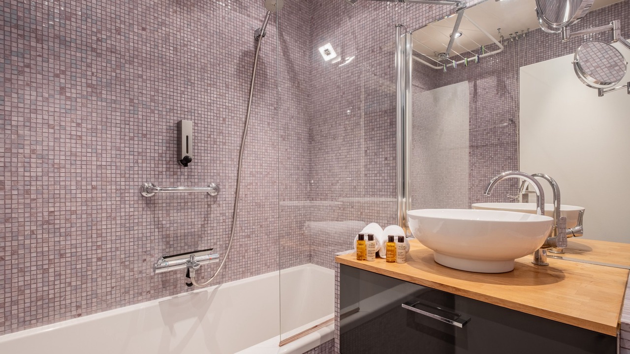 Photo of Bathroom in Quartier de Javel