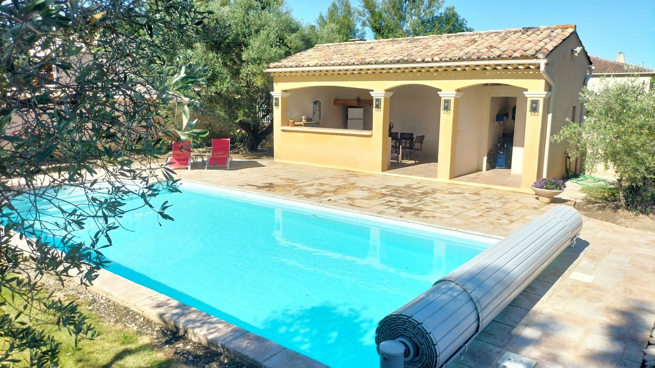 Photo of Outdoor in Camaret-sur-Aigues