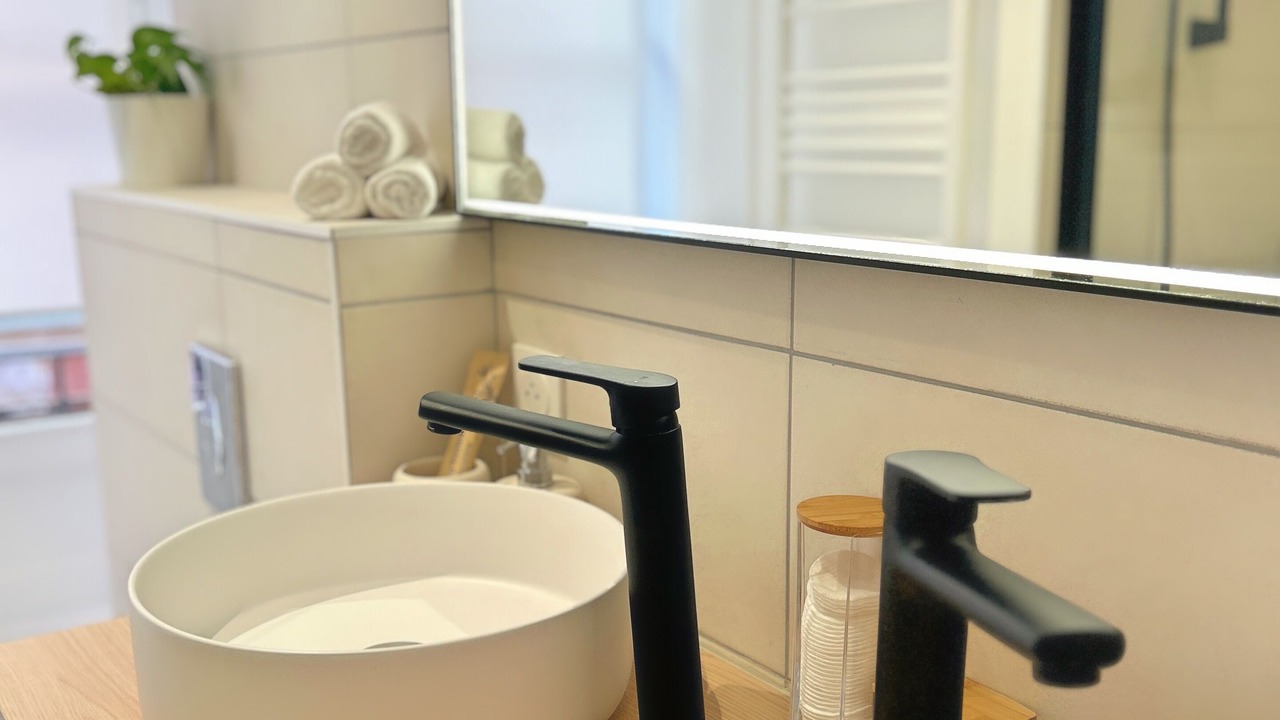 Photo of Bathroom in Carmes