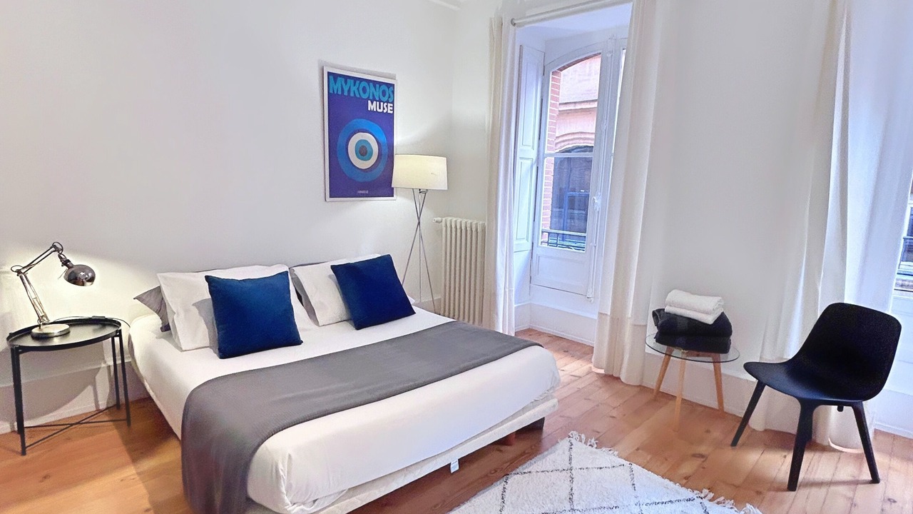 Photo of Bedroom in Carmes