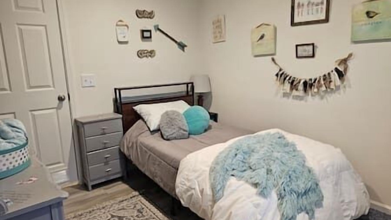 Photo of Bedroom in South Carolina Lakes & Blackwater Rivers