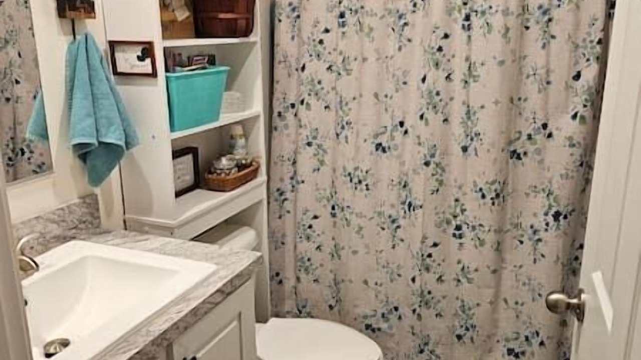 Photo of Bathroom in South Carolina Lakes & Blackwater Rivers