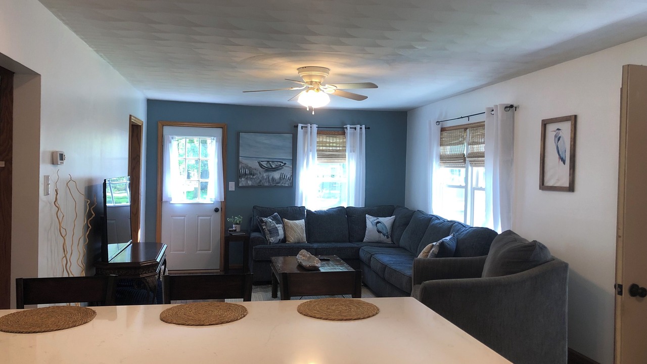 Photo of Livingroom in Blossvale